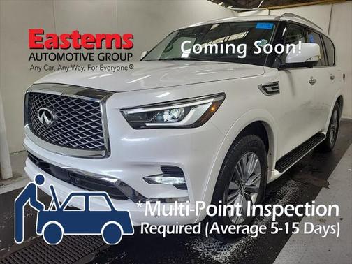 2022 INFINITI QX80 Luxe