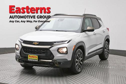 Iridescent Pearl Tricoat 2021 Chevrolet Trailblazer ACTIV
