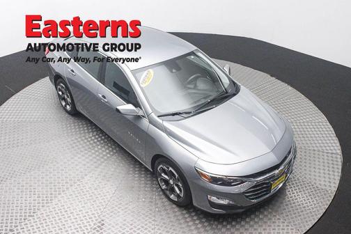 Sterling Gray Metallic 2023 Chevrolet Malibu FWD 1LT