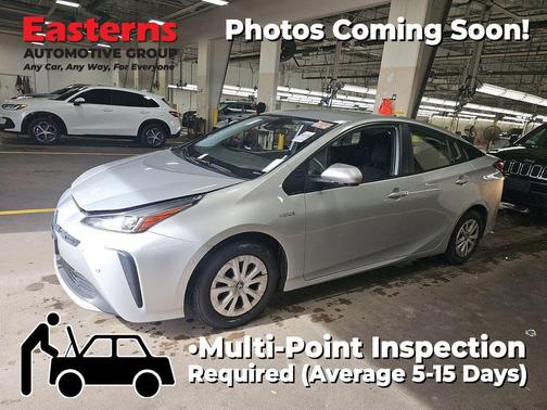 2022 Toyota Prius LE