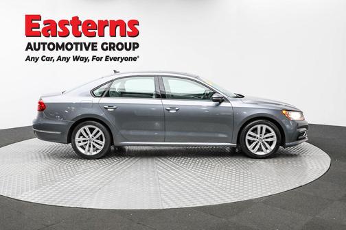 2019 Volkswagen Passat 2.0T Wolfsburg Edition