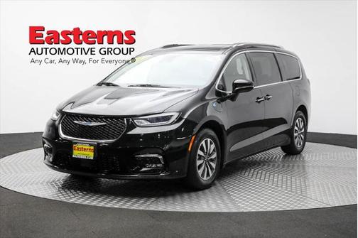 2021 Chrysler Pacifica Hybrid Touring L