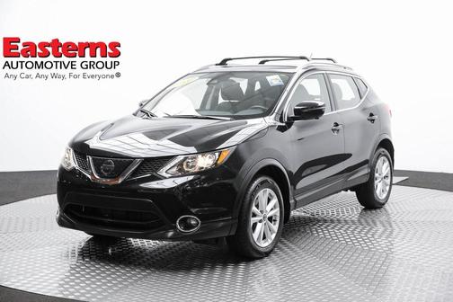Photo 1 of 60 of 2019 Nissan Rogue Sport SV