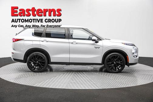 2023 Mitsubishi Outlander PHEV SE S-AWC