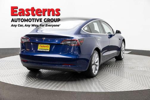 Deep Blue Metallic 2018 Tesla Model 3 Standard