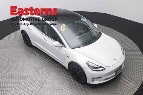 Pearl White Multi-Coat 2019 Tesla Model 3 Long Range