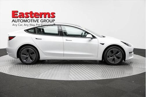 2022 Tesla Model 3 Standard Range
