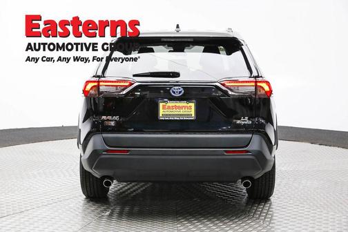 2022 Toyota RAV4 Hybrid LE