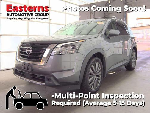2023 Nissan Pathfinder SL 4WD