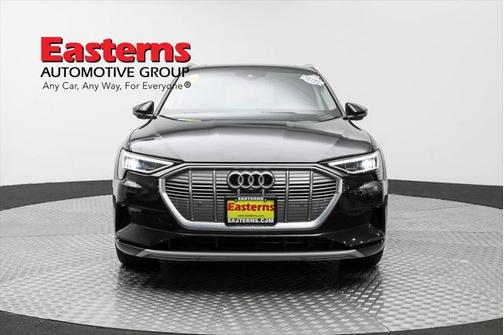 2021 Audi e-tron Premium Plus