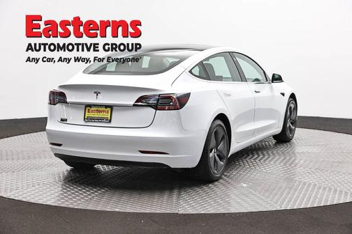 Pearl White Multi-Coat 2019 Tesla Model 3 Standard Range Plus