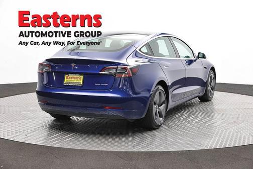 Deep Blue Metallic 2019 Tesla Model 3 Long Range