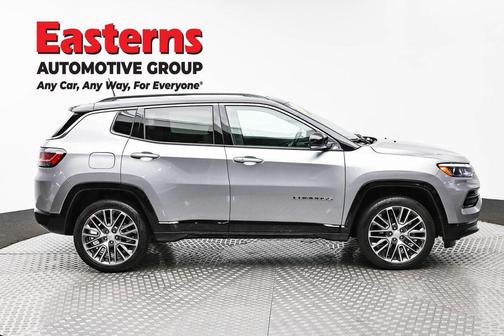 Billet Silver Metallic Clearcoat 2022 Jeep Compass Limited