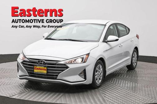 Quartz White Pearl 2020 Hyundai ELANTRA SE
