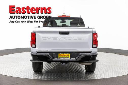 Summit White 2023 Chevrolet Colorado WT