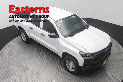 Summit White 2023 Chevrolet Colorado WT