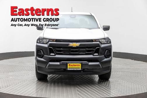 Summit White 2023 Chevrolet Colorado WT