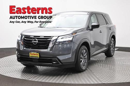 Gun Metallic 2023 Nissan Pathfinder S 4WD