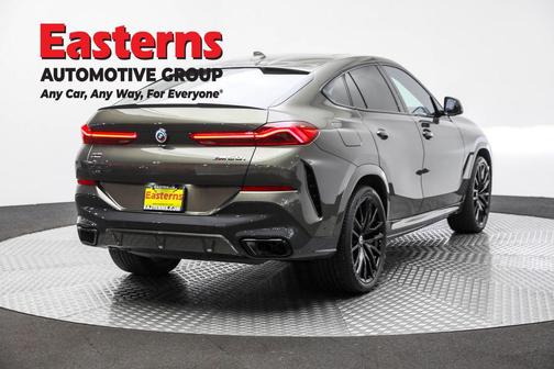 2023 BMW X6 M50i