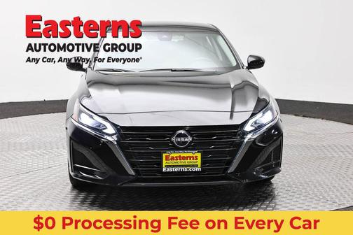 Super Black Clearcoat 2023 Nissan Altima 2.5 SV