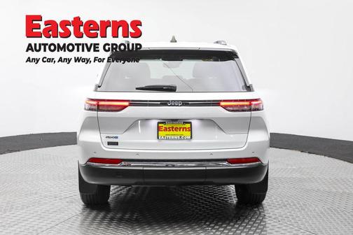 2022 Jeep Grand Cherokee 4xe Base
