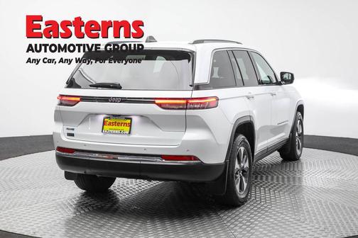 2022 Jeep Grand Cherokee 4xe Base
