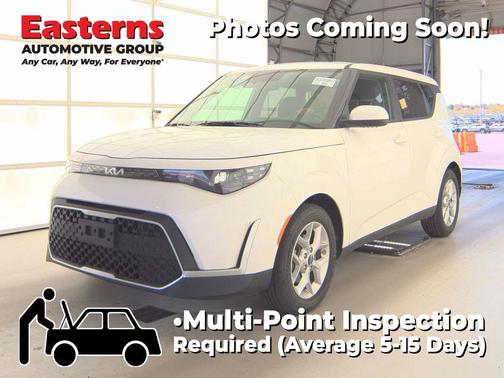 Snow White Pearl 2024 Kia Soul LX