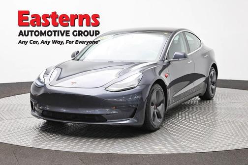 Silver 2018 Tesla Model 3 Long Range