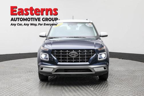 2023 Hyundai VENUE Limited
