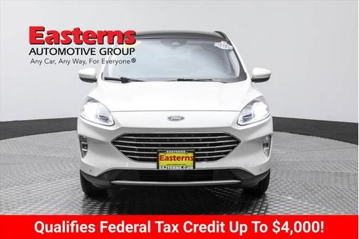 2022 Ford Escape Titanium