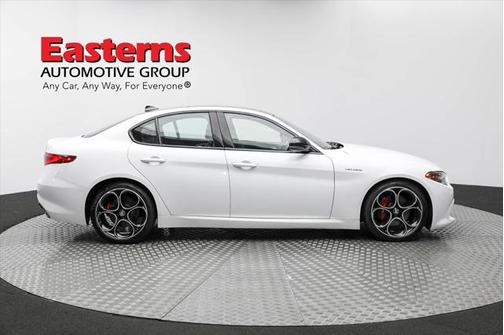 2023 Alfa Romeo Giulia Veloce RWD