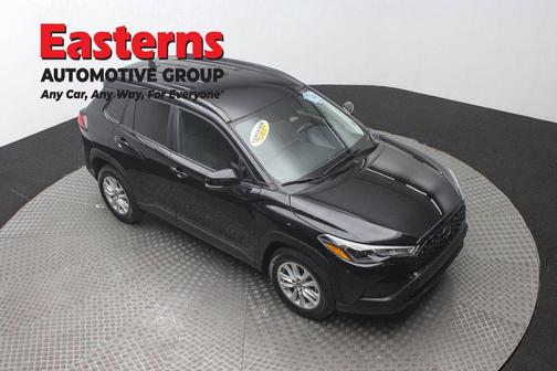 2025 Toyota Corolla Cross LE