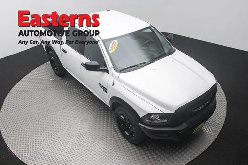 2024 RAM 1500 Classic Warlock Crew Cab 4x2 5'7' Box