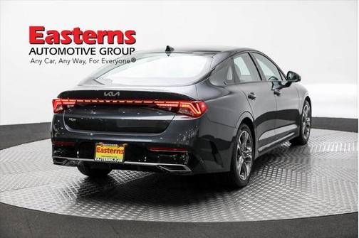2022 Kia K5 EX