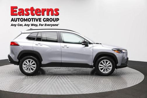 2025 Toyota Corolla Cross LE