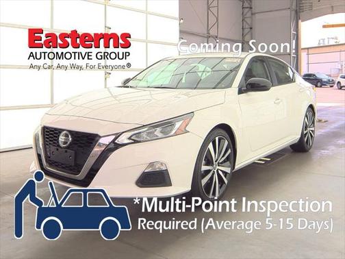 2022 Nissan Altima SR FWD