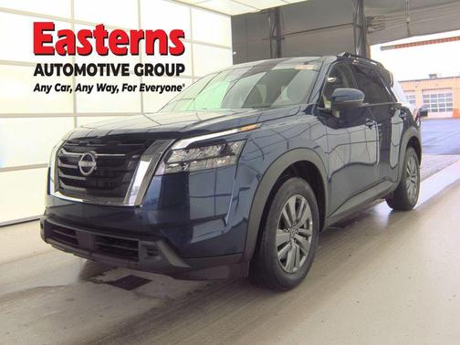Deep Ocean Blue Pearl 2025 Nissan Pathfinder SV FWD