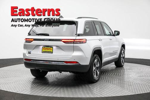 2022 Jeep Grand Cherokee 4xe Base