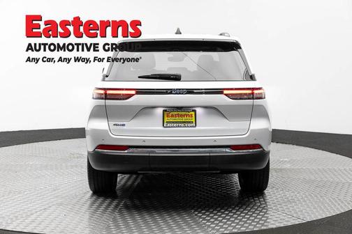 Bright White Clearcoat 2023 Jeep Grand Cherokee 4xe Base