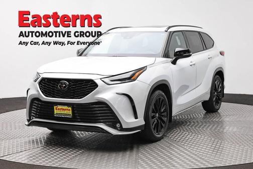 Wind Chill Pearl 2023 Toyota Highlander XSE