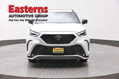 Wind Chill Pearl 2023 Toyota Highlander XSE