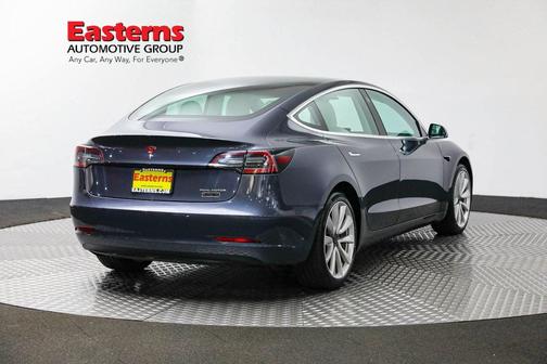 Silver 2018 Tesla Model 3 Long Range