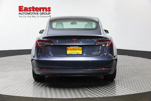 Silver 2018 Tesla Model 3 Long Range