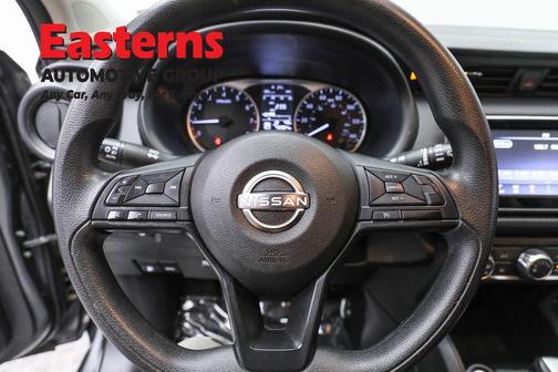 2023 Nissan Kicks S