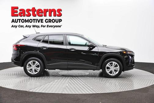 Mosaic Black Metallic 2024 Chevrolet Trax LS