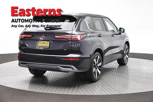 Gray 2025 Mitsubishi Outlander