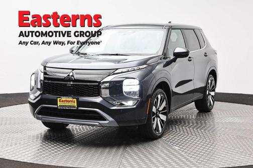 Gray 2025 Mitsubishi Outlander