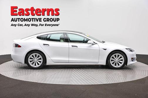Pearl White Multi-Coat 2019 Tesla Model S Long Range