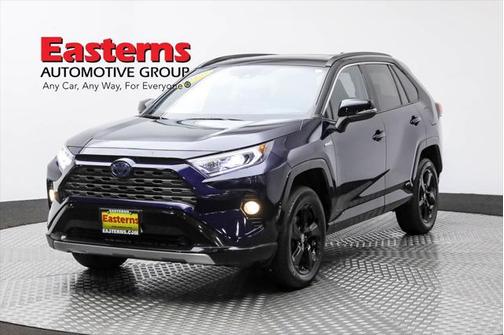 2020 Toyota RAV4 Hybrid SE