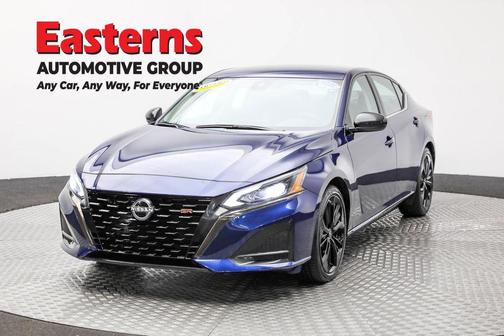 2023 Nissan Altima SR FWD
